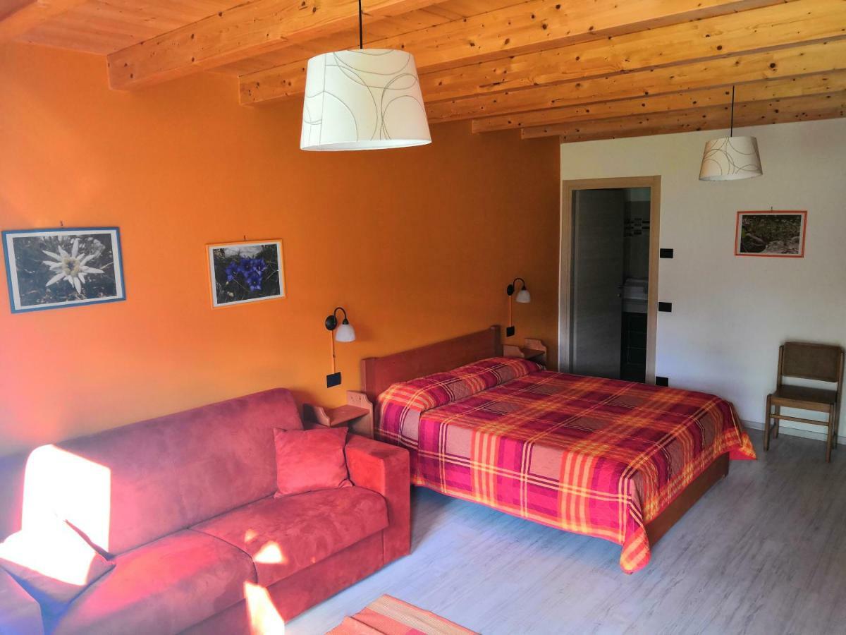 Agriturismo Val Codera Verceia Exteriér fotografie